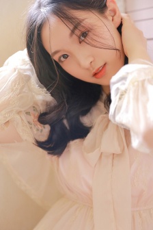 女生奖励自己的正能量